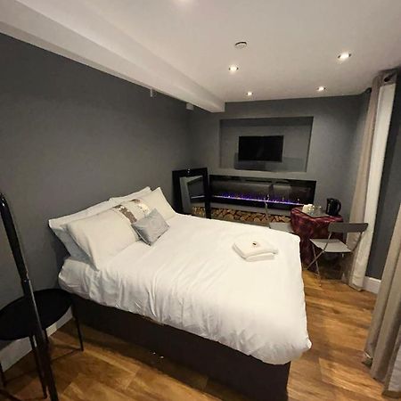 Апартаменты Cosy Double Bed With Fire Place Эдинбург Экстерьер фото