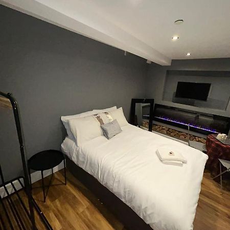 Апартаменты Cosy Double Bed With Fire Place Эдинбург Экстерьер фото